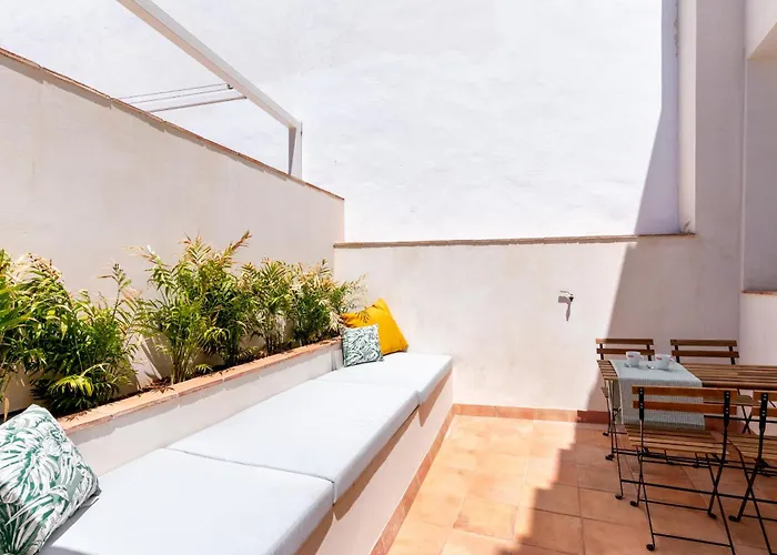 Isaac Peral 3 * 奇皮奥纳